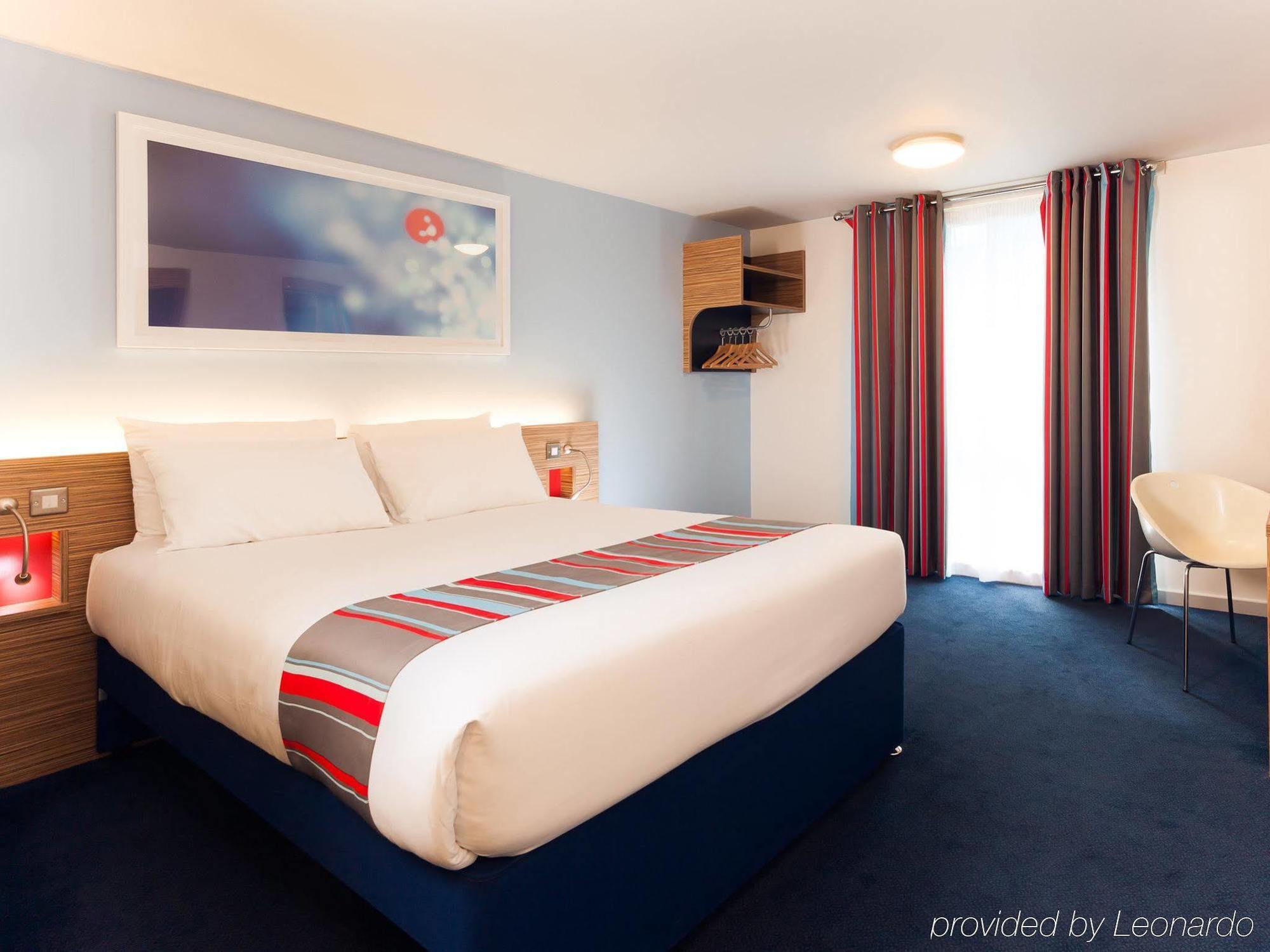 Travelodge Liverpool Stonedale Park מראה חיצוני תמונה