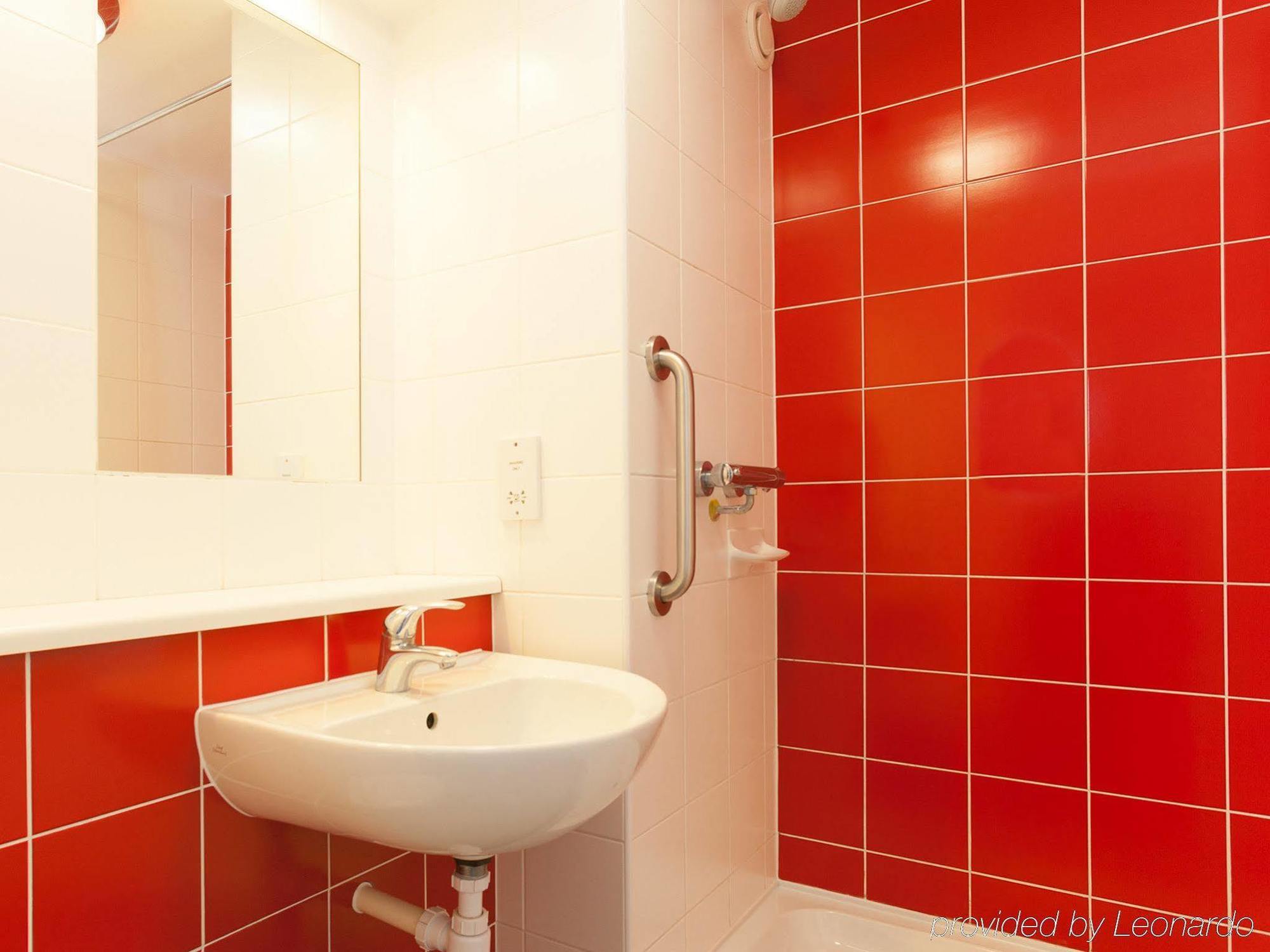 Travelodge Liverpool Stonedale Park מראה חיצוני תמונה